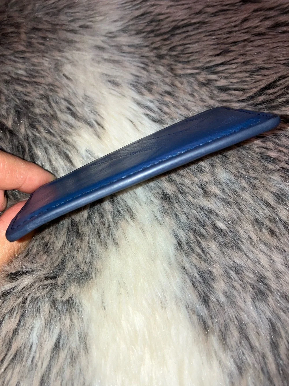 Burberry Slim Wallet Card Holder Navy Embossed Nova Check